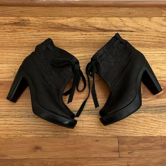 Salpy Madonna peep toe Black Women's Ankle Boots size 9 - Picture 3 of 9